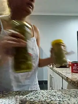 DirtySnowball69 online show from September 16, 2025, 5:58 pm