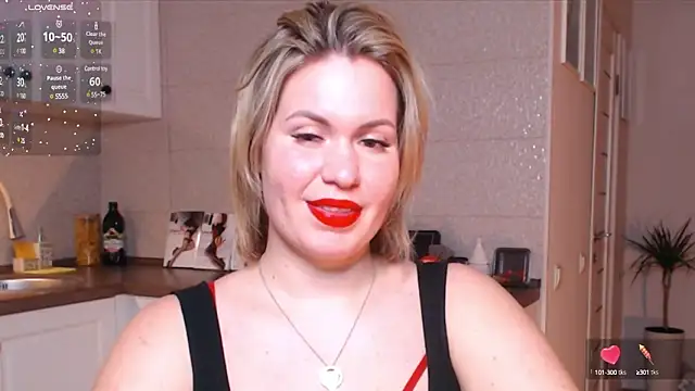 HotTiffani online show from February 11, 2025, 2:35 pm