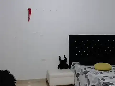 venuz mendoza20 online show from February 24, 2025, 1:57 am