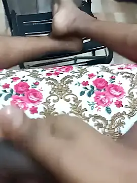 Snapshot of Indianshine chatting on July 1, 2026, 6:04 am Indianshine online show from July 1, 2026, 6:04 am