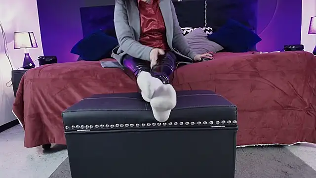  Jade 16 online show from April 3, 2026, 11:41 am