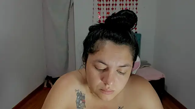 Snapshot of Anal_Milky_Momma chatting on March 2, 2025, 8:50 pm Anal Milky Momma online show from March 2, 2025, 8:50 pm