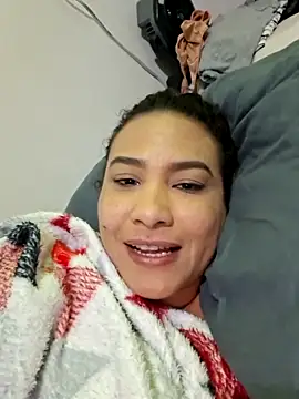 Snapshot of JuliRamirez chatting on March 25, 2026, 10:27 pm JuliRamirez online show from March 25, 2026, 10:27 pm