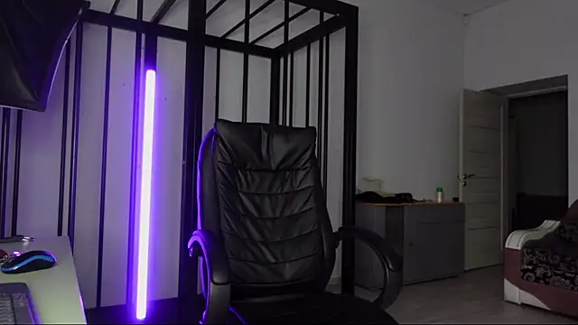 Tommy Burnz online show from March 4, 2025, 2:38 am