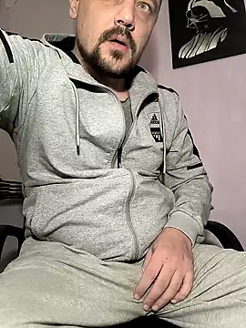 DanielOhCool online show from December 6, 2024, 4:17 pm