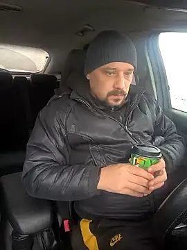 DanielOhCool online show from December 12, 2024, 11:40 am