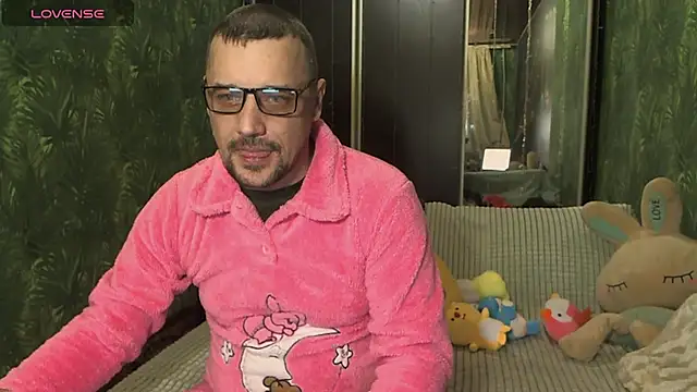 DanielOhCool online show from January 17, 2025, 1:46 pm