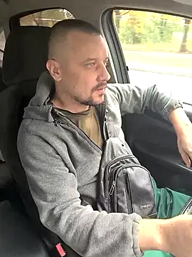 DanielOhCool online show from September 19, 2025, 8:27 am