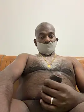 strongguyindia online show from January 31, 2026, 8:18 pm