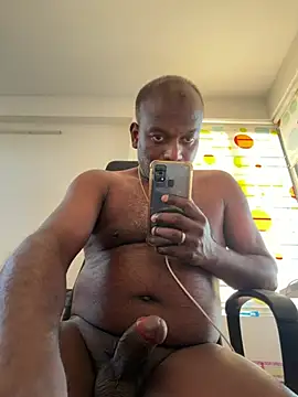 Snapshot of strongguyindia chatting on March 26, 2026, 11:16 am strongguyindia online show from March 26, 2026, 11:16 am