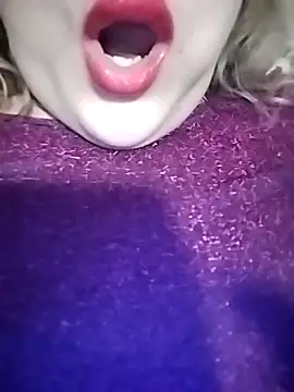 SWEETLUNA077 online show from January 16, 2026, 8:07 am