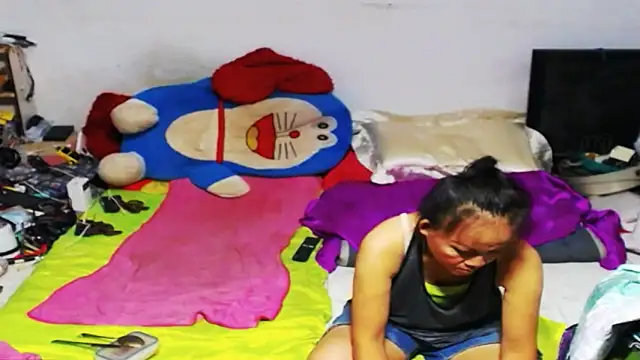 1CuteAndSexy69 online show from February 2, 2025, 11:30 am