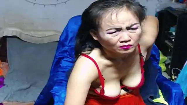 1CuteAndSexy69 online show from September 12, 2025, 7:41 am