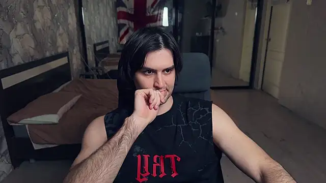 Snapshot of keanu_reevez chatting on December 5, 2024, 2:55 pm keanu reevez online show from December 5, 2024, 2:55 pm