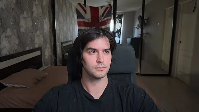 Snapshot of keanu_reevez chatting on October 7, 2025, 10:12 am keanu reevez online show from October 7, 2025, 10:12 am