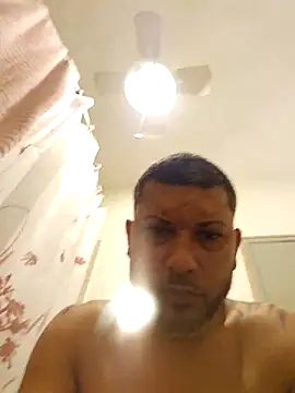 Snapshot of tropikboy chatting on April 20, 2026, 9:56 am tropikboy online show from April 20, 2026, 9:56 am