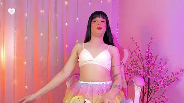 rosseblondee online show from November 17, 2025, 9:20 pm