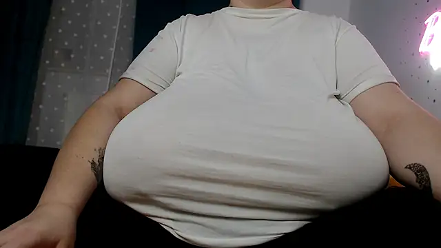 SenzualHotM online show from March 2, 2025, 12:31 am