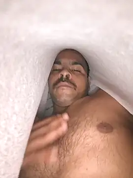 Snapshot of Vickyrajput009 chatting on September 15, 2025, 4:01 am Vickyrajput009 online show from September 15, 2025, 4:01 am