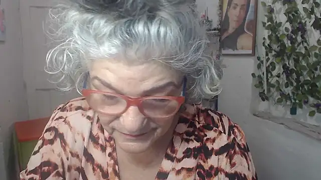 FunnyGrandma online show from October 16, 2025, 6:53 pm