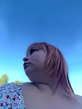 Model9798 online show from September 24, 2025, 6:17 am