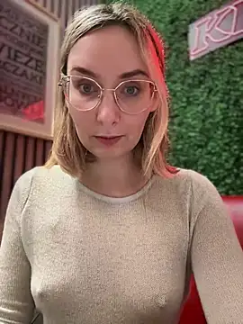 The Snowwhitee online show from January 11, 2025, 9:15 pm