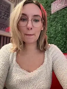 The Snowwhitee online show from March 15, 2025, 9:19 am