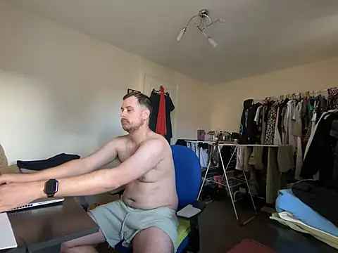 Snapshot of Kramer023 chatting on January 31, 2025, 3:22 pm Kramer023 online show from January 31, 2025, 3:22 pm