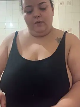 valentinny online show from March 17, 2025, 4:33 pm