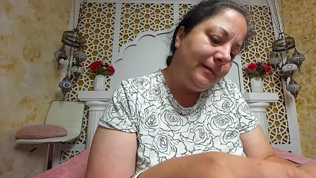 AleshaArabian online show from September 19, 2025, 2:46 am