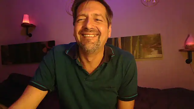 Snapshot of matrikes1 chatting on December 29, 2024, 9:09 pm matrikes1 online show from December 29, 2024, 9:09 pm