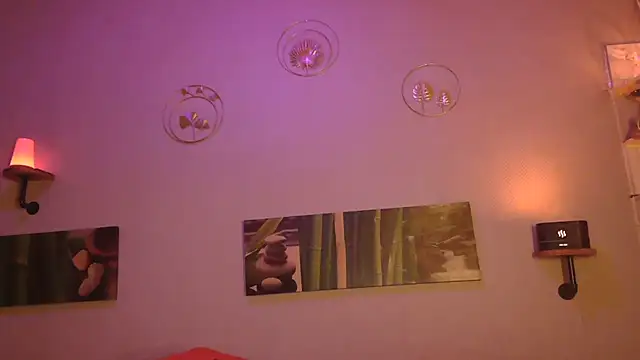 Snapshot of matrikes1 chatting on February 24, 2025, 9:52 pm matrikes1 online show from February 24, 2025, 9:52 pm