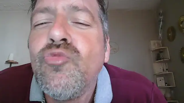 Snapshot of matrikes1 chatting on September 28, 2025, 2:00 pm matrikes1 online show from September 28, 2025, 2:00 pm