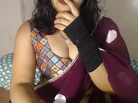 Open Heart Lennon online show from December 4, 2025, 4:33 am