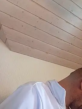 Kw8585kw online show from January 14, 2026, 11:38 am