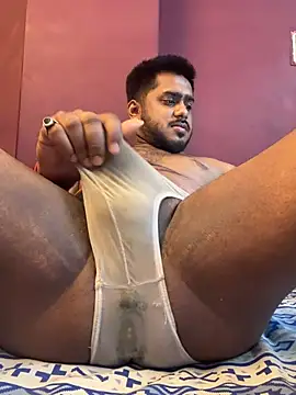Rajveer1292 online show from May 28, 2026, 8:06 pm