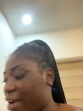Snapshot of Sweetbootty chatting on September 26, 2025, 9:08 pm Sweetbootty online show from September 26, 2025, 9:08 pm
