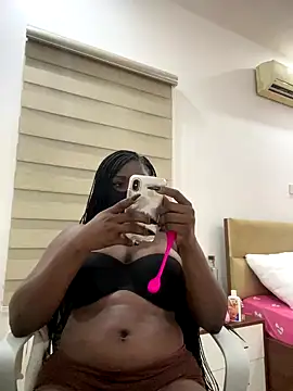 Snapshot of Sweetbootty chatting on October 1, 2025, 7:31 pm Sweetbootty online show from October 1, 2025, 7:31 pm