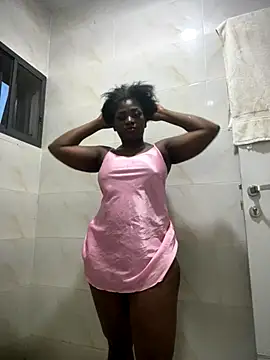 Snapshot of Sweetbootty chatting on October 5, 2025, 5:22 pm Sweetbootty online show from October 5, 2025, 5:22 pm