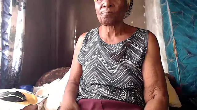 Snapshot of NaughtyGranny chatting on April 3, 2026, 2:26 pm NaughtyGranny online show from April 3, 2026, 2:26 pm