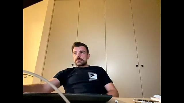 mrbigballs online show from October 12, 2025, 8:41 pm