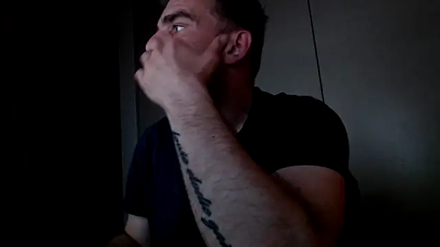 Snapshot of mrbigballs chatting on May 5, 2026, 2:19 am mrbigballs online show from May 5, 2026, 2:19 am