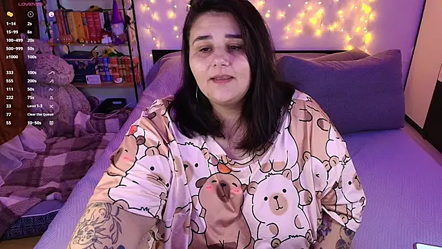 naughtykiss online show from November 17, 2025, 6:30 am