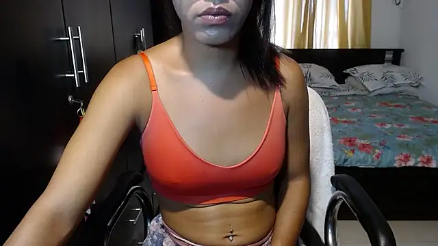 sensual nataliee online show from February 8, 2025, 7:38 pm