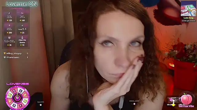 Snapshot of JohansonKatie chatting on February 22, 2025, 6:08 pm JohansonKatie online show from February 22, 2025, 6:08 pm