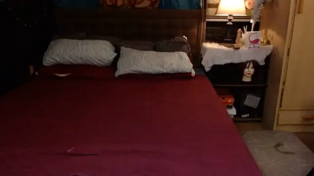 xheavenlytrans online show from September 16, 2025, 11:55 am