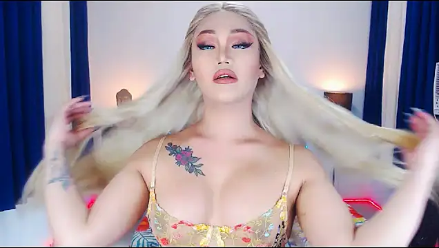 Snapshot of KylieMaxwellCaulfield_TS chatting on October 31, 2025, 5:30 am KylieMaxwellCaulfield TS online show from October 31, 2025, 5:30 am