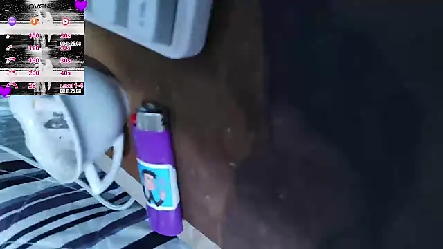 Snapshot of ElfGrey chatting on October 2, 2025, 4:41 am ElfGrey online show from October 2, 2025, 4:41 am