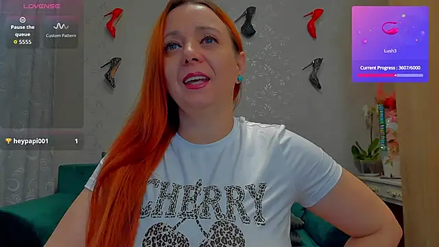 emilianna666 online show from October 25, 2025, 11:51 am