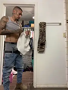 Snapshot of Prettyboiflaco chatting on December 7, 2024, 9:22 pm Prettyboiflaco online show from December 7, 2024, 9:22 pm